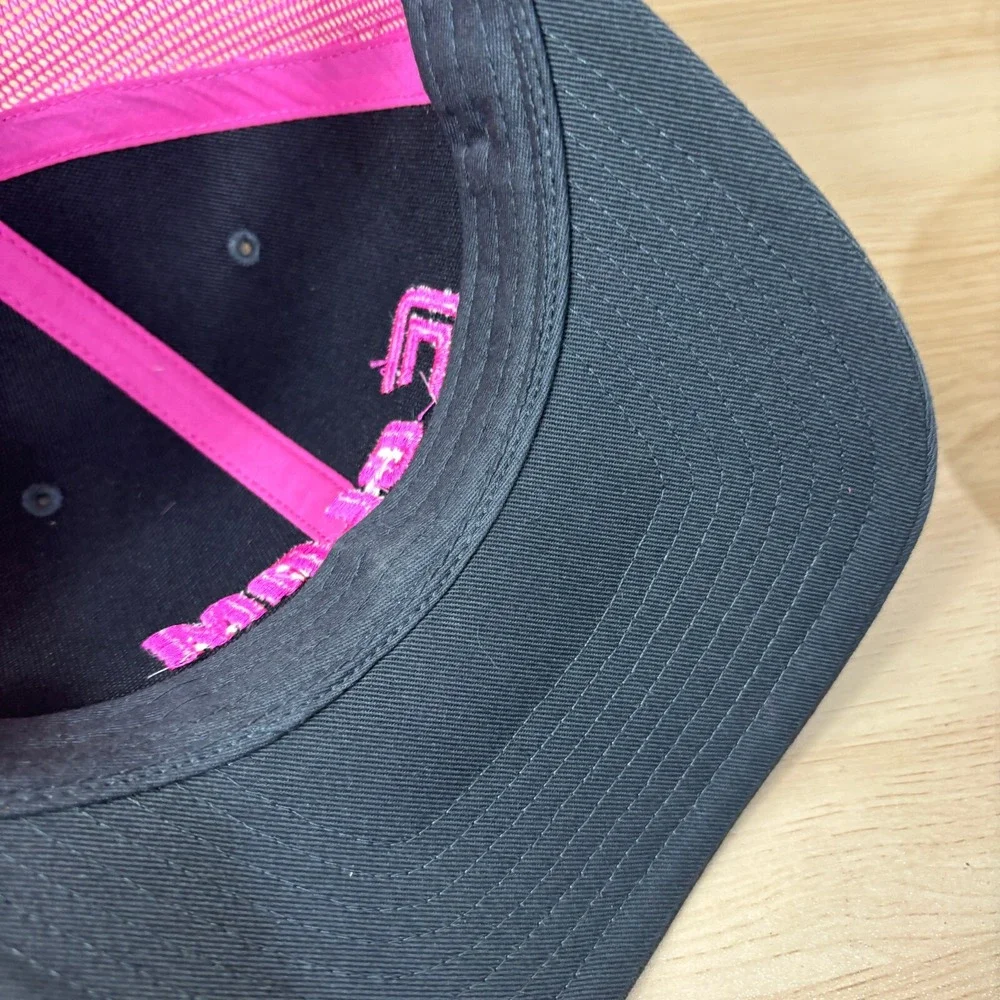 CLAM Hat Cap Snap Back Womens‎ Gray Pink Trucker Adjustable